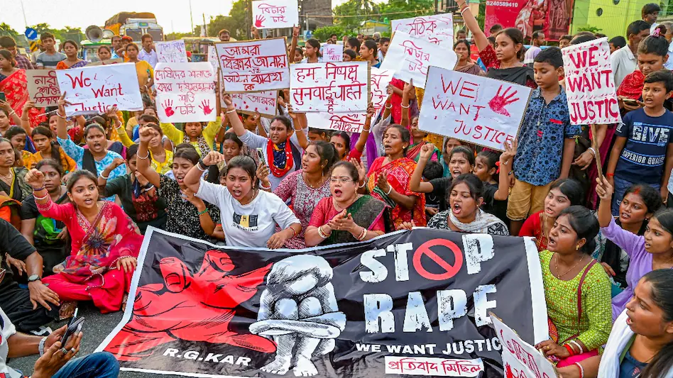 Supreme Court Expresses Concerns Over Kolkata Rape-Murder Investigation