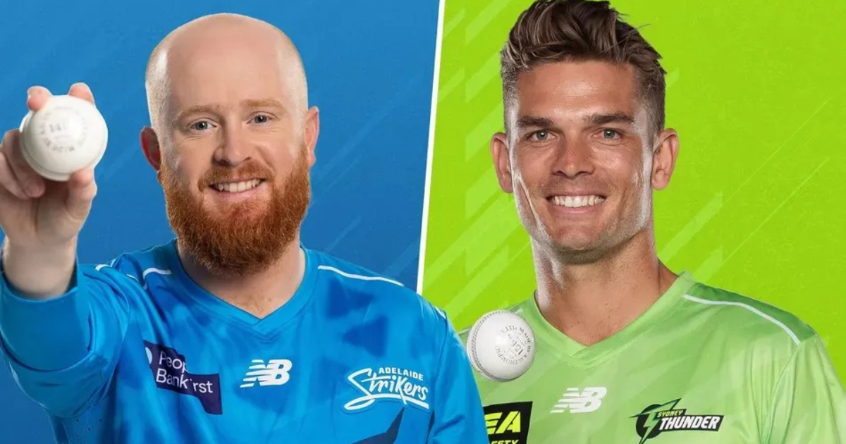 Adelaide Strikers vs Sydney Thunder players ahead of a Big Bash League match