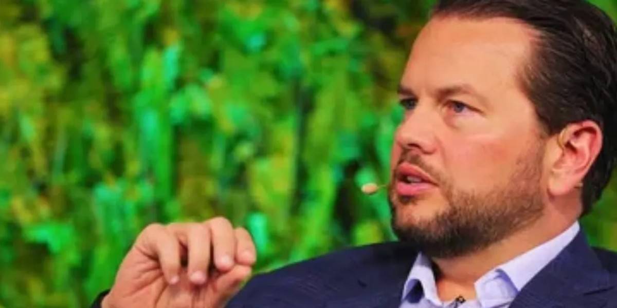 Who Is Bill Ready? Pinterest CEO Calls for Social Media Ban for Teens Under 16